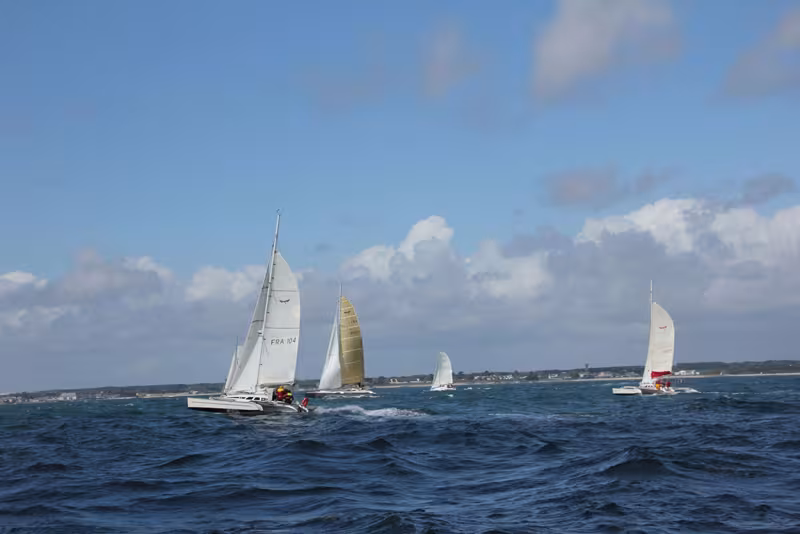 Week-end trimarans Dragonfly