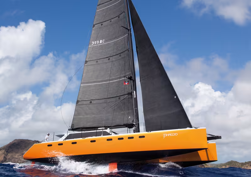 Catamaran Phaedo : avarie en course