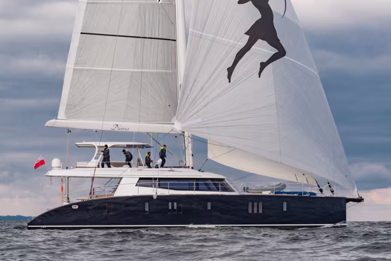 SUNREEF 74 CARBONE – DIANA
