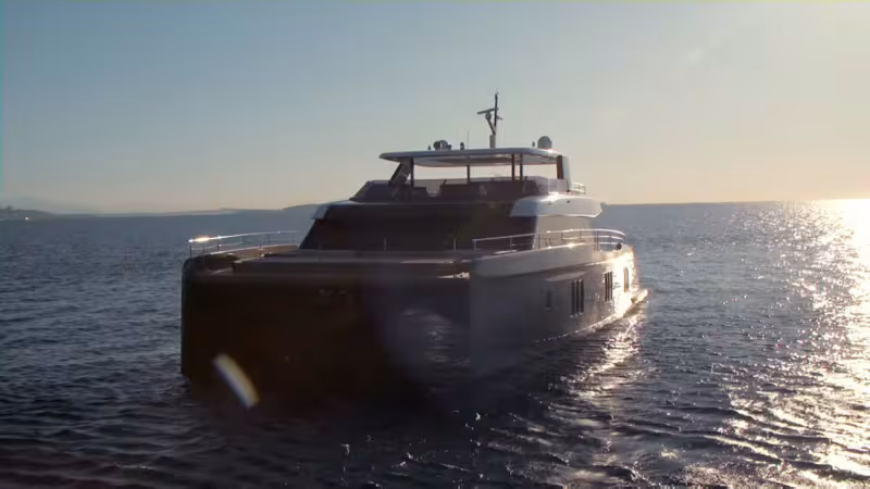 80 SUNREEF POWER Catamaran - Boat Review Teaser - Multihulls World