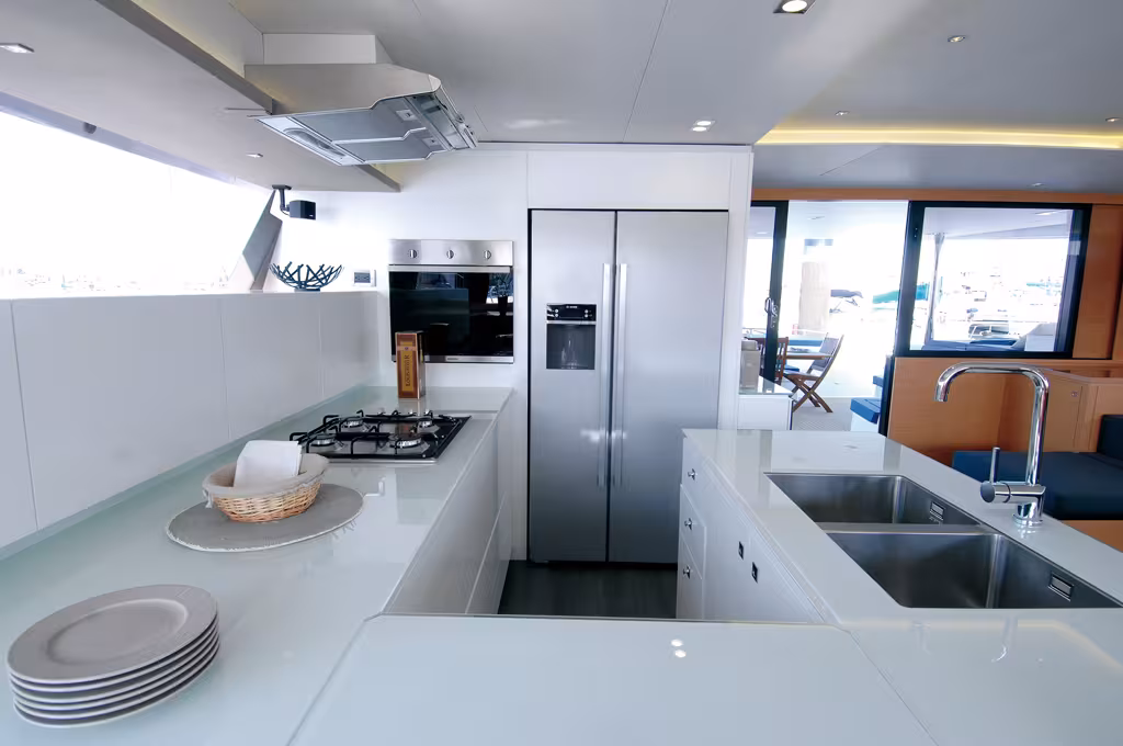 Le chef de cuisine pourra s'en donner à cœur joie dans cet espace "urban chic" 