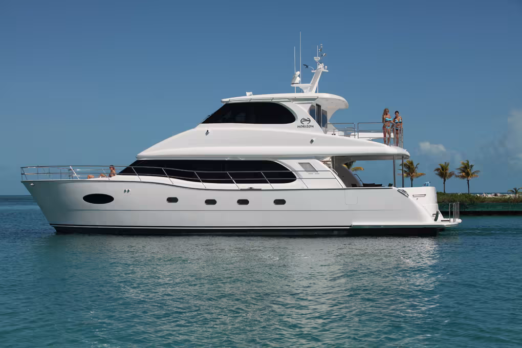 Les catamarans à moteur Horizon Yachts au Miami Boat Show 2015