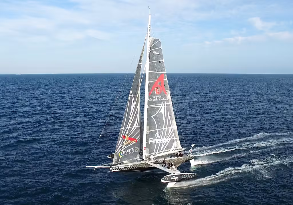 L'Hydroptère a décollé pour Hawaii
