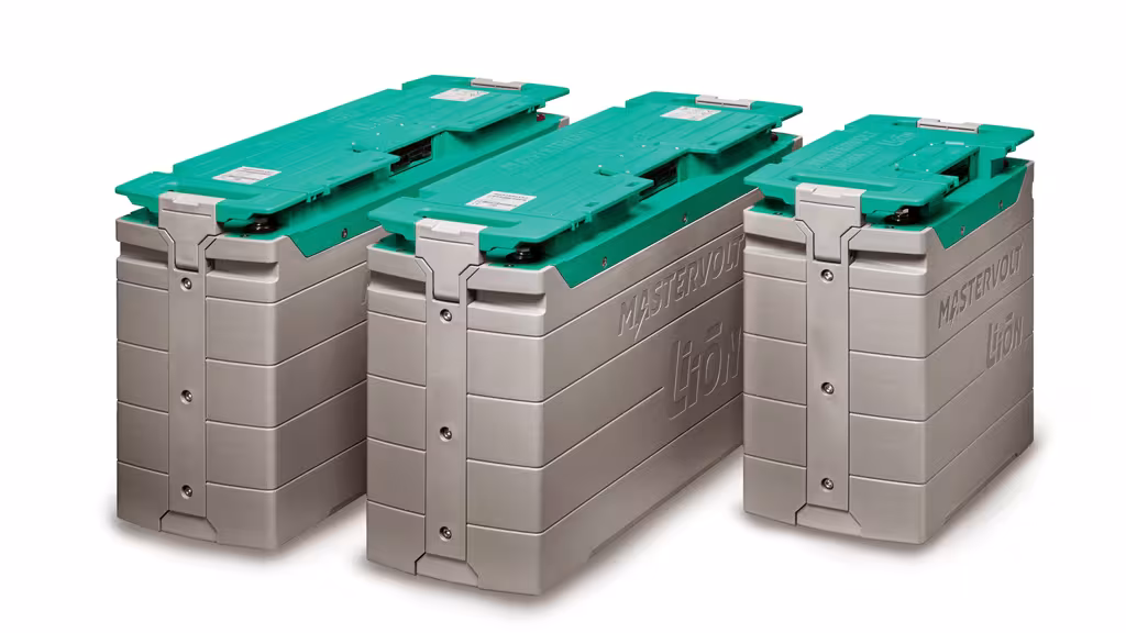 Les batteries lithium-ion sont en adéquation avec les nouveaux modes de consommation à bord. Plus chères à l’achat, elles offrent beaucoup d’avantages et une durée de vie bien plus grande, à l’image des nouvelles batteries Atomique, qui annonc