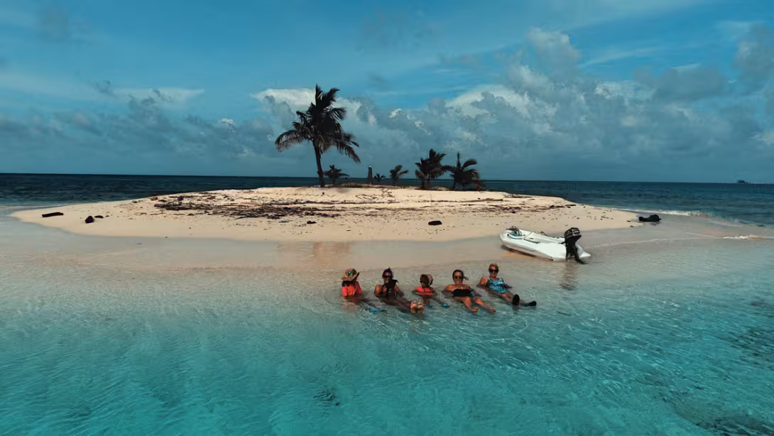 Partir en voyage en bateau, c'est profiter de la vie 24h/24. Alors forcément, au moment de rentrer, il va falloir gérer le changement de rythme !