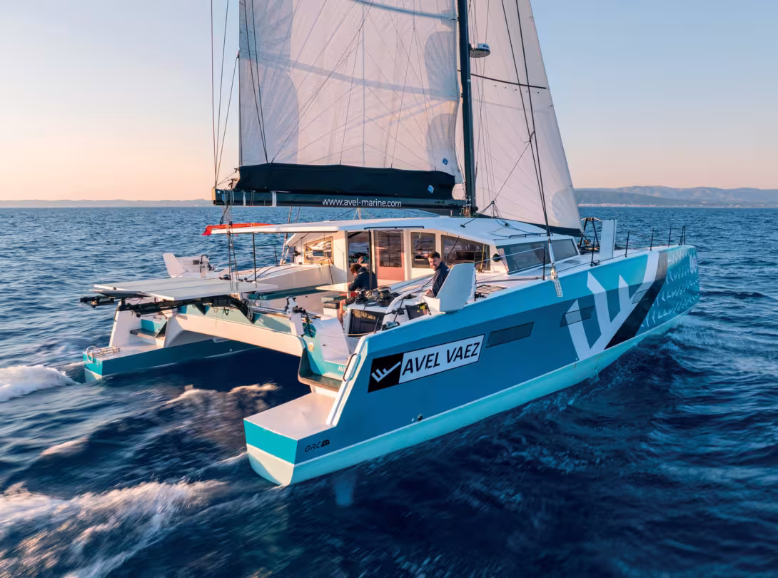Avel Vaez, ORC 57 #3 a été optimisé pour le charter et la navigation hauturière rapide.