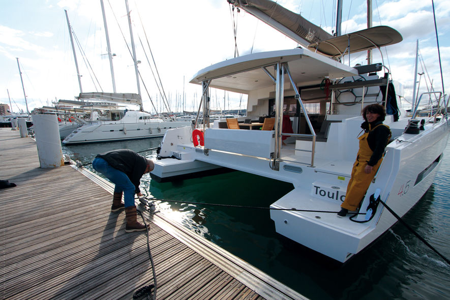 Arrivée au port et amarrage