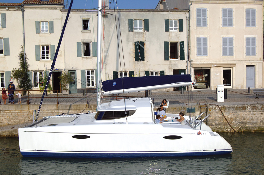 Essai Fountaine Pajot Mahé 36