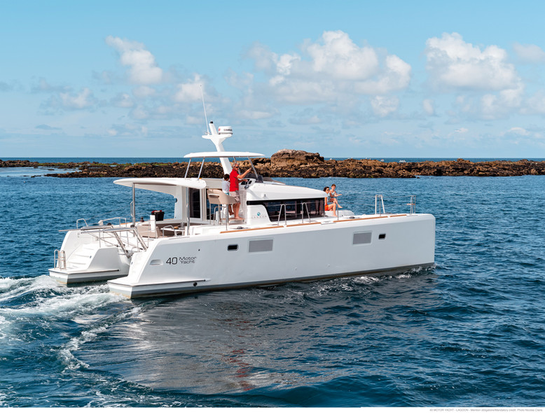Essai Lagoon MY 40