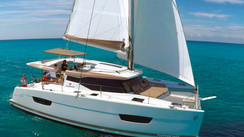 Lucia 40 Fountaine Pajot