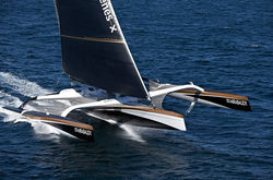Video : le trimaran Spindrift 2 tente le record de l'Atlantique en équipage 