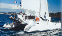 Catana 381