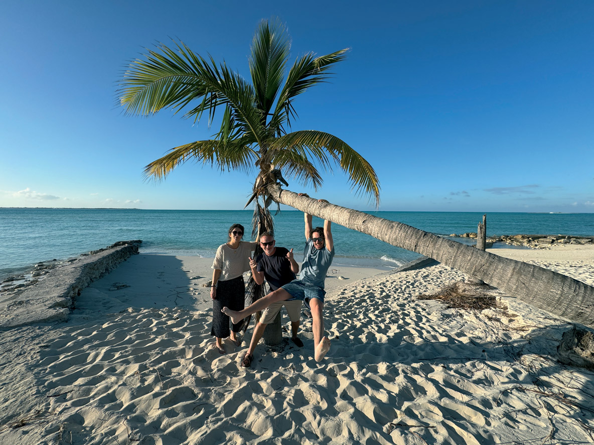 La plage de Treasure Cay, longue de 5 km, est sans doute la plus spectaculaire de l’archipel des Great Abaco.